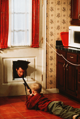 home-alone-movie-house-embed-inset.png